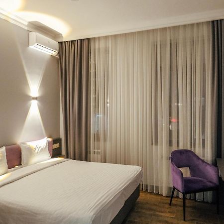 Parklane Hotel Tasjkent Eksteriør billede